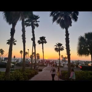 Meet your Posher, Glory